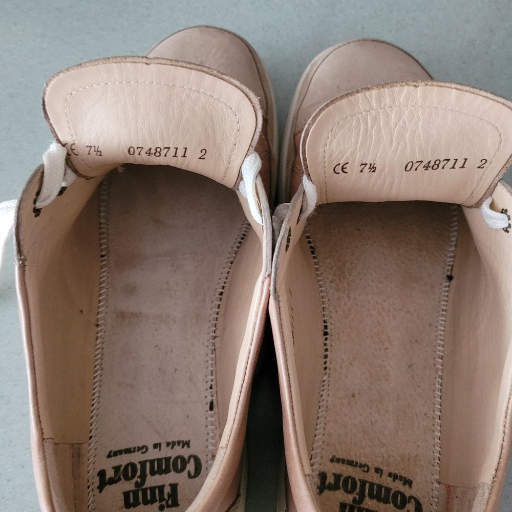 Finn Comfort Shoe